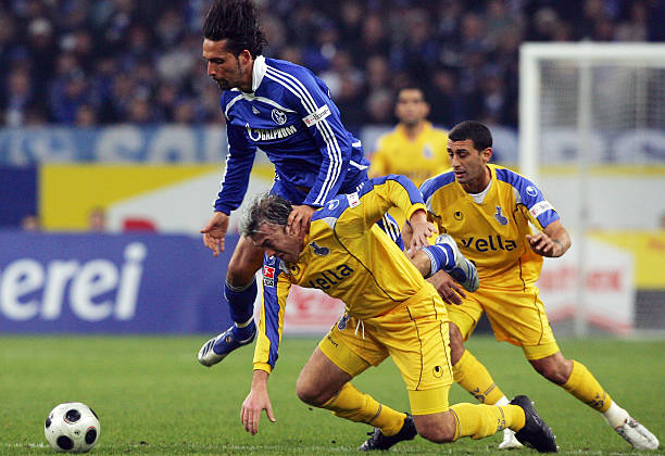 也通过具体 也通过具体